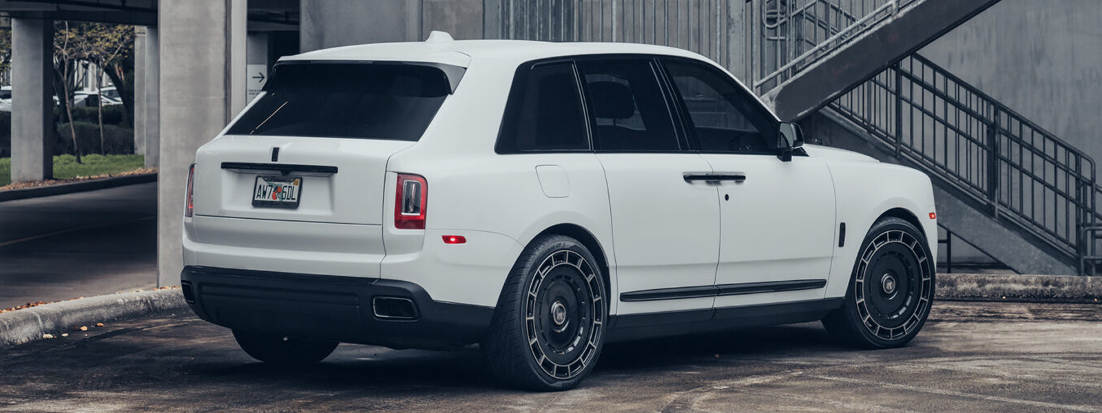 HF9 - Gloss Black Polished